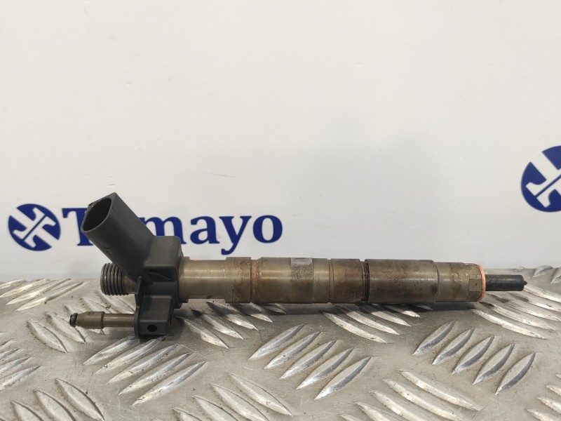 Recambio de inyector para bmw serie 6 coupe (f13) (....) 3.0 turbodiesel referencia OEM IAM 782346101  0445117030