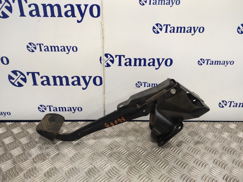 Recambio de pedal freno para mercedes-benz viano (w639) 2.1 cdi cat referencia OEM IAM 10423102  