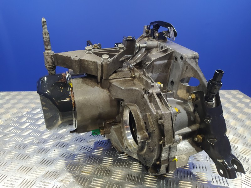 Recambio de caja cambios para renault clio ii fase i (b/cbo) 1.9 diesel referencia OEM IAM JB1905  