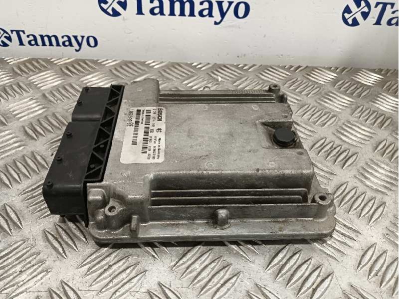 Recambio de centralita motor uce para mitsubishi outlander (cw0) referencia OEM IAM 0281014108 1860A906 1039S23165