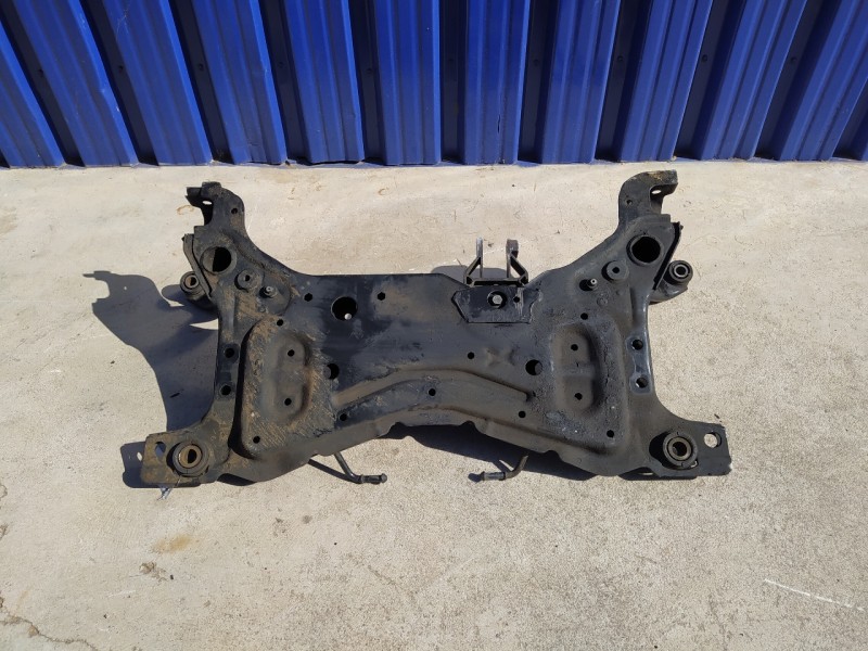 Recambio de puente delantero para volvo c30 1.6 diesel cat referencia OEM IAM   