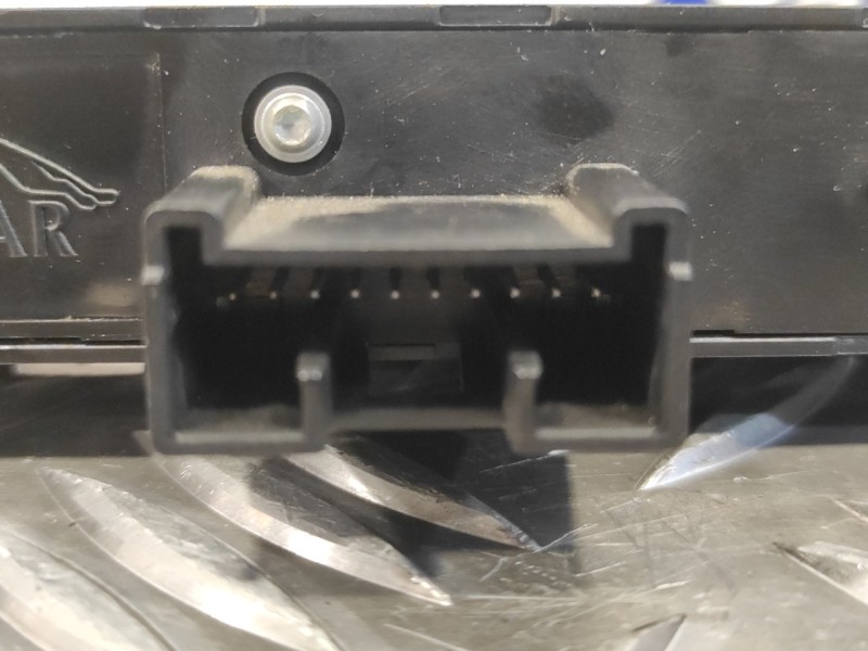 Recambio de warning para jaguar xf 3.0 v6 diesel cat referencia OEM IAM 8X2311B650AB  