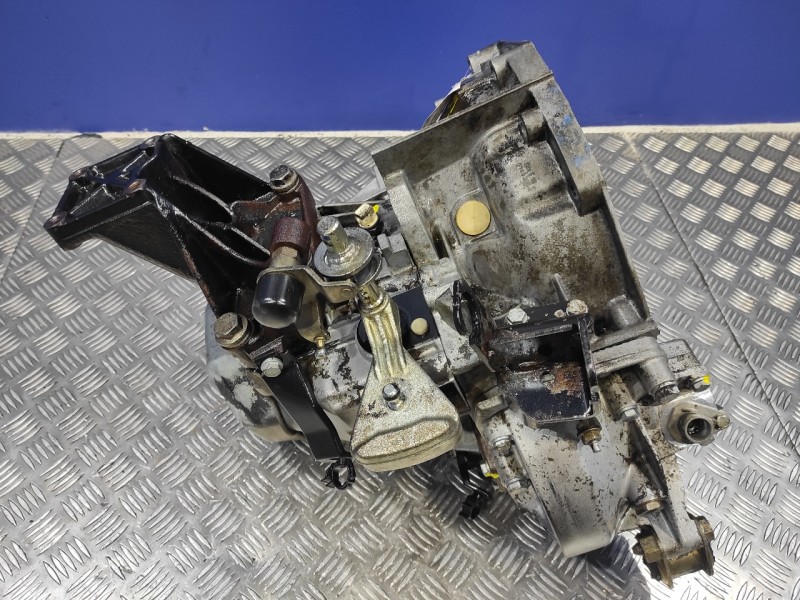 Recambio de caja cambios para citroën jumper caja cerrada (1) 2.5 diesel cat referencia OEM IAM T9A  