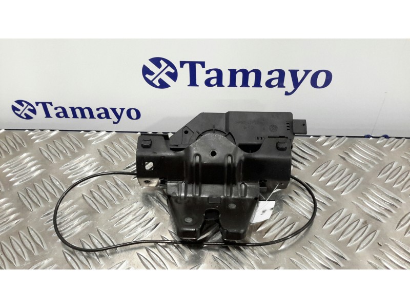 Recambio de cerradura maletero / porton para bmw serie 1 berlina (e81/e87) 2.0 16v diesel referencia OEM IAM 8196401  