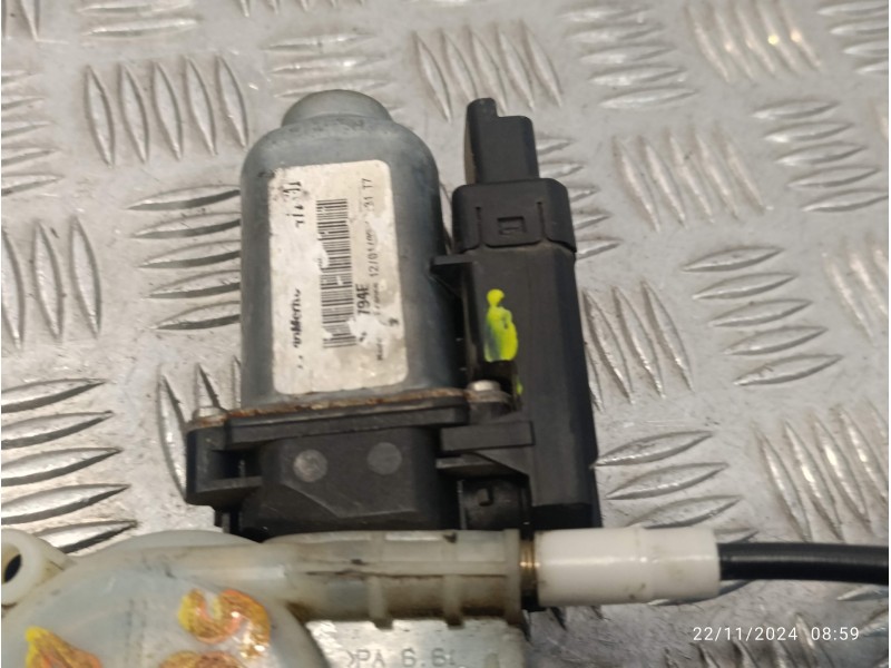 Recambio de elevalunas delantero izquierdo para renault megane ii berlina 3p 1.5 dci diesel referencia OEM IAM   