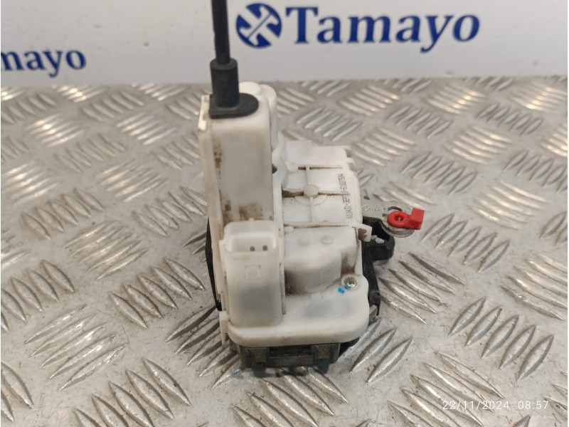 Recambio de cerradura puerta delantera derecha para fiat 500 (312) 500 referencia OEM IAM 51827593  