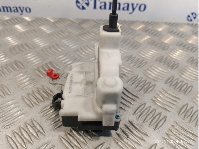 Recambio de cerradura puerta delantera derecha para fiat 500 (312) 500 referencia OEM IAM 51827593  