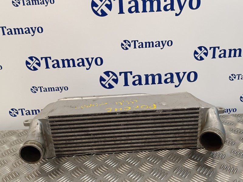 Recambio de intercooler para porsche 944 2.5 turbo referencia OEM IAM 95111013703  37135208