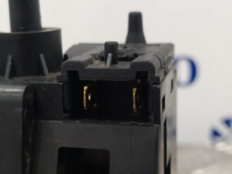 Recambio de cerradura puerta delantera izquierda para renault megane i fase 2 classic (la..) 1.6 referencia OEM IAM   