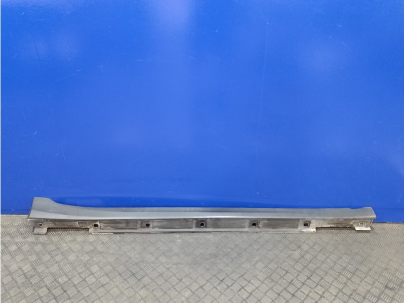 Recambio de talonera derecha para subaru xv (g5) sport plus referencia OEM IAM   