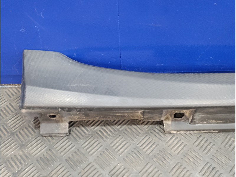 Recambio de talonera derecha para subaru xv (g5) sport plus referencia OEM IAM   