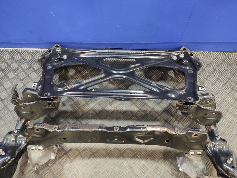 Recambio de puente delantero para audi a6 avant (4g5) 3.0 tdi clean diesel quattro referencia OEM IAM 4H0399345M  