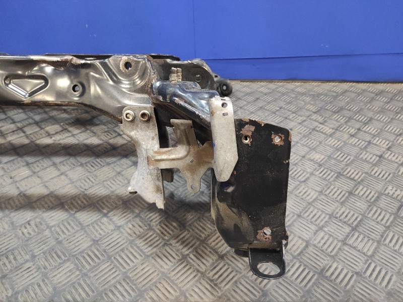 Recambio de puente delantero para audi a6 avant (4g5) 3.0 tdi clean diesel quattro referencia OEM IAM 4H0399345M  