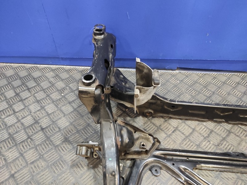Recambio de puente delantero para audi a6 avant (4g5) 3.0 tdi clean diesel quattro referencia OEM IAM 4H0399345M  