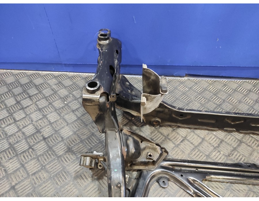 Recambio de puente delantero para audi a6 avant (4g5) 3.0 tdi clean diesel quattro referencia OEM IAM 4H0399345M  