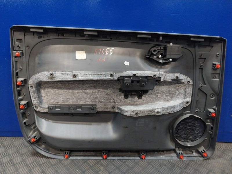 Recambio de guarnecido puerta delantera derecha para fiat 500 (312) 500 referencia OEM IAM 1500134  