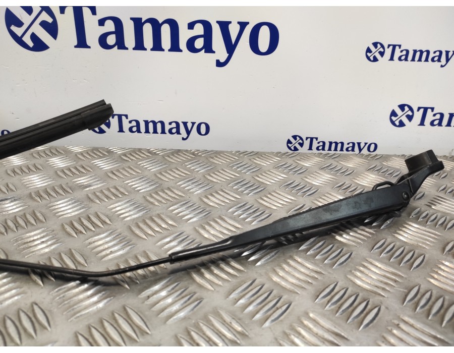 Recambio de brazo limpia delantero derecho para renault scenic iii 1.5 dci diesel fap referencia OEM IAM 288860003R  