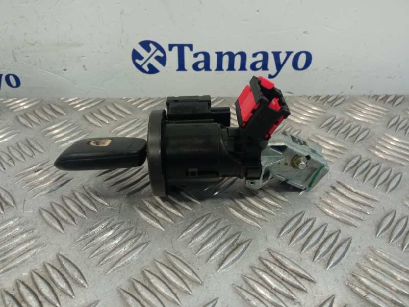 Recambio de conmutador de arranque para dacia duster ii referencia OEM IAM 8450031647 N0505086 N0505085