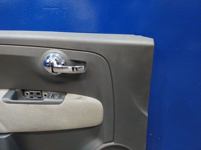Recambio de guarnecido puerta delantera izquierda para fiat 500 (312) 500 referencia OEM IAM   