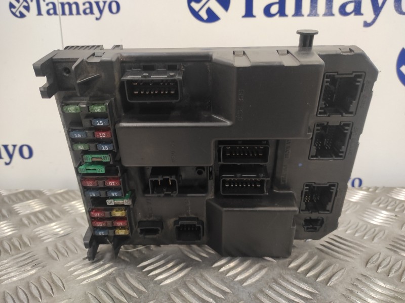 Recambio de caja reles / fusibles para peugeot 307 (s1) 2.0 hdi cat referencia OEM IAM 96511976800R 9651197680 96511969800R