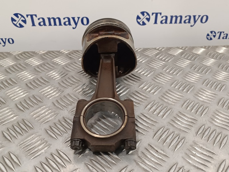 Recambio de biela para porsche 944 2.5 turbo referencia OEM IAM 9441031013R  