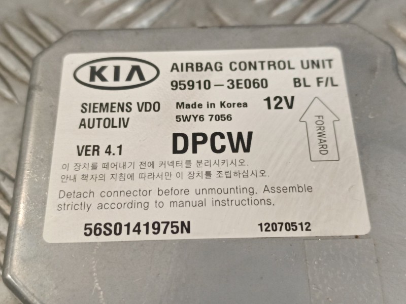 Recambio de centralita airbag para kia sorento 2.5 crdi referencia OEM IAM 959103E060  5WY67056