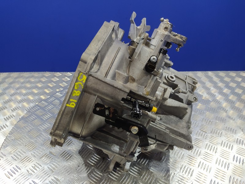 Recambio de despiece caja cambios para opel mokka 1.6 cdti dpf referencia OEM IAM 555755391  