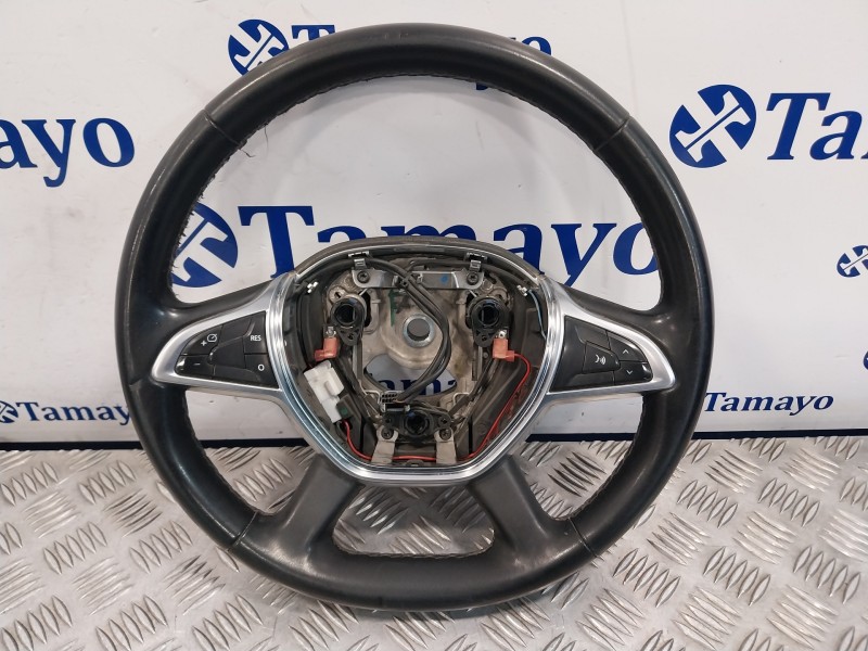 Recambio de volante para dacia duster ii referencia OEM IAM 484002676R  311641399AVK