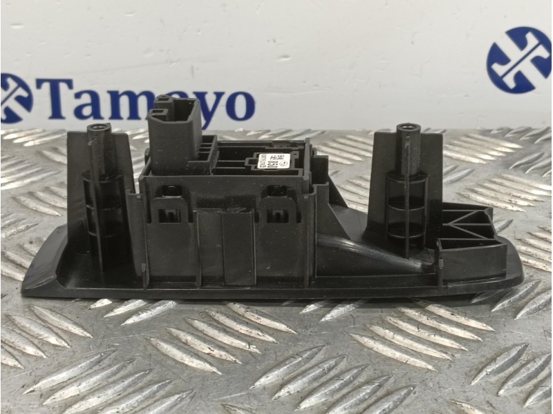 Recambio de mando elevalunas trasero izquierdo para subaru xv (g5) sport plus referencia OEM IAM 83071FL210  