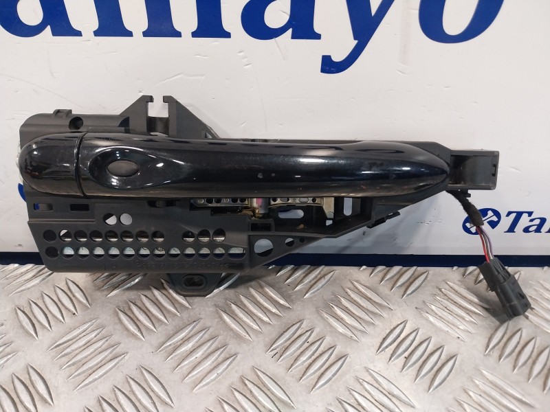 Recambio de maneta exterior delantera derecha para renault captur referencia OEM IAM 806068462R  242888