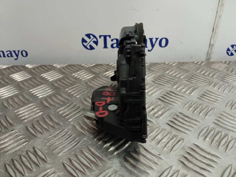 Recambio de cerradura puerta delantera derecha para toyota yaris referencia OEM IAM   