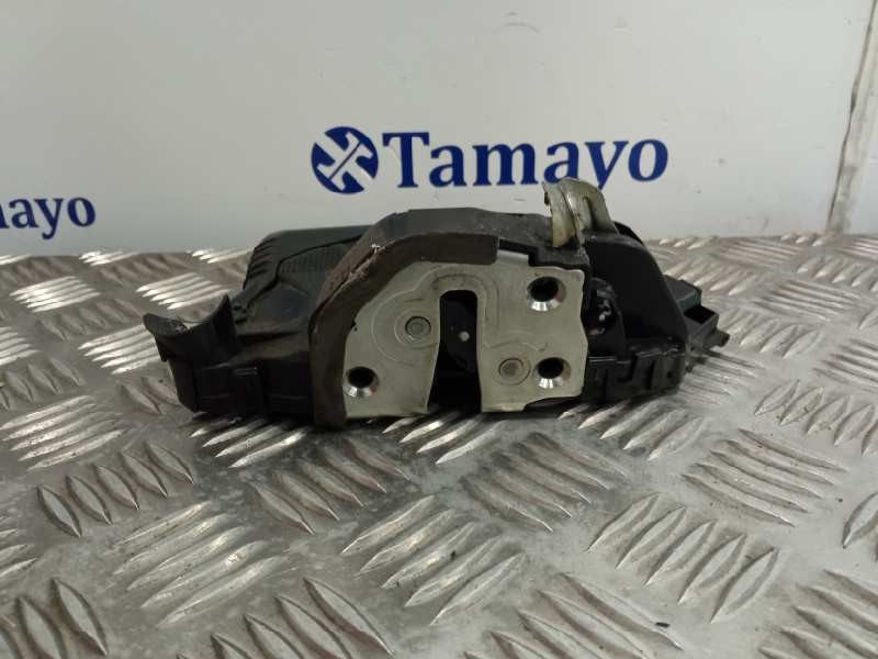 Recambio de cerradura puerta delantera derecha para toyota yaris referencia OEM IAM   