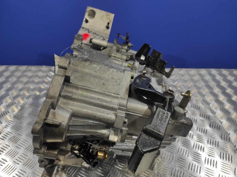 Recambio de caja cambios para volvo v70 familiar 2.4 diesel cat referencia OEM IAM 456R7002FA  P948209