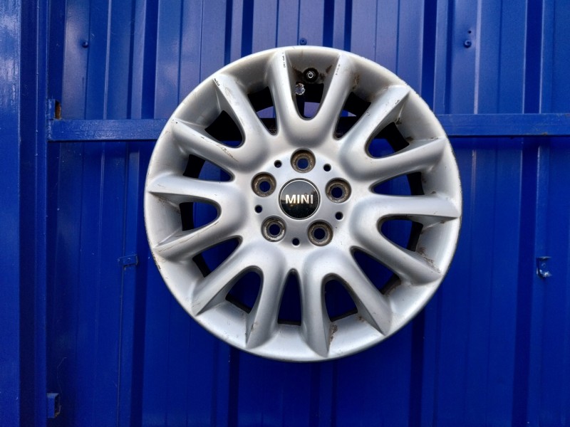 Recambio de llanta para bmw mini (f56) referencia OEM IAM 6855104  