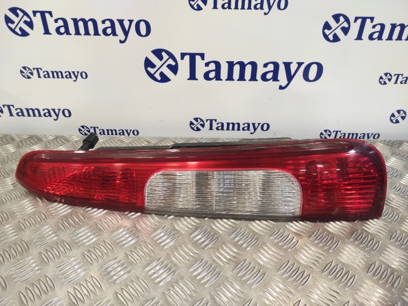 Recambio de piloto trasero derecho para ford focus c-max (cap) 2.0 tdci cat referencia OEM IAM   