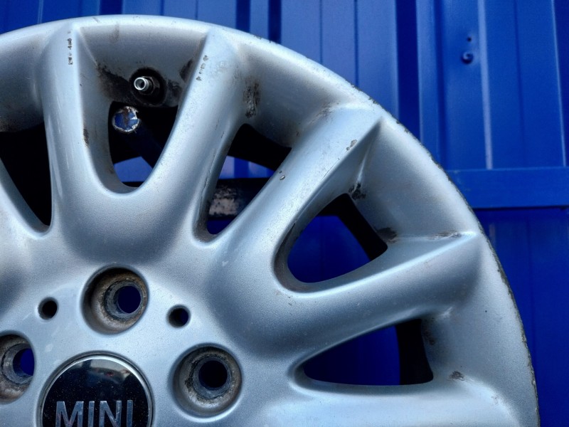 Recambio de llanta para bmw mini (f56) referencia OEM IAM 6855104  