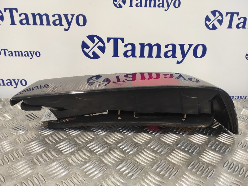 Recambio de piloto trasero derecho para ford sierra berlina 2.0 cat referencia OEM IAM   