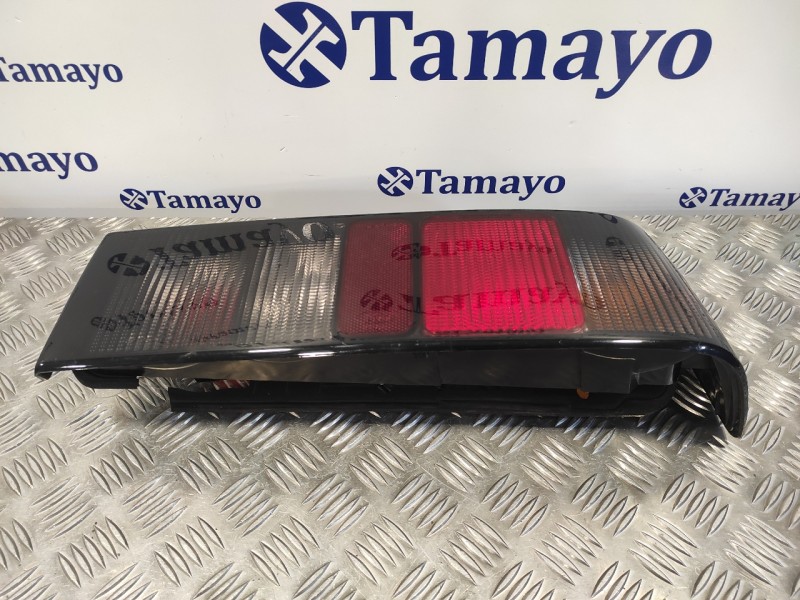 Recambio de piloto trasero derecho para ford sierra berlina 2.0 cat referencia OEM IAM   