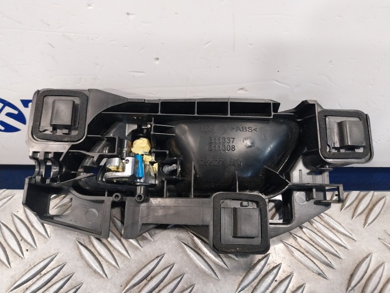 Recambio de maneta interior trasera derecha para peugeot 308 sw referencia OEM IAM 98201552  