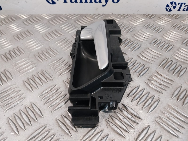 Recambio de maneta interior trasera derecha para peugeot 308 sw referencia OEM IAM 98201552  