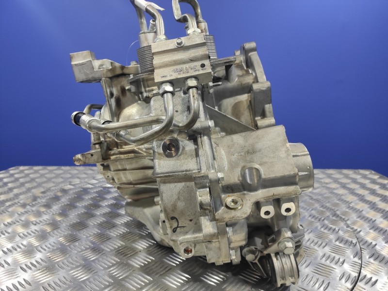 Recambio de caja cambios para ford transit connect referencia OEM IAM DV6P7000ZD  