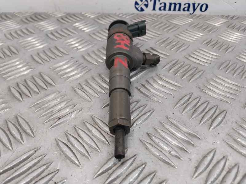 Recambio de inyector para peugeot 207 referencia OEM IAM 0445110252  565889