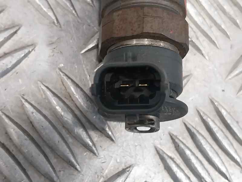 Recambio de inyector para peugeot 207 referencia OEM IAM 0445110252  565889