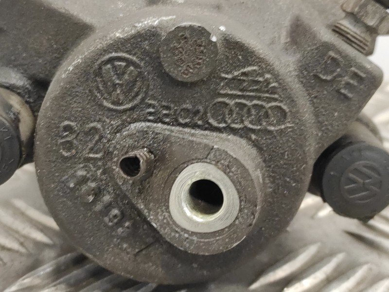 Recambio de pinza freno delantera derecha para volkswagen golf vi (5k1) 1.6 tdi dpf referencia OEM IAM   