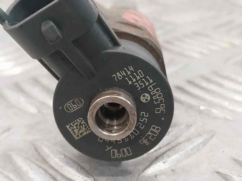 Recambio de inyector para peugeot 207 referencia OEM IAM 0445110252  565889