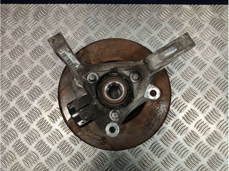 Recambio de mangueta delantera izquierda para fiat croma (194) 1.9 jtd 16v cat referencia OEM IAM   