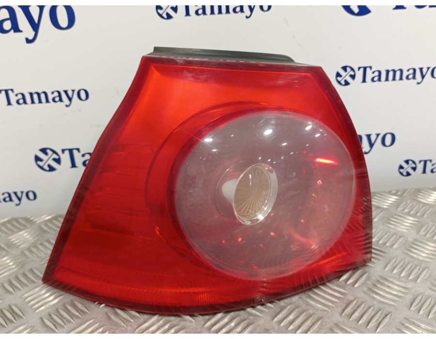 Recambio de piloto trasero izquierdo para volkswagen golf v berlina (1k1) 1.9 tdi referencia OEM IAM 1K6945095G  89032902