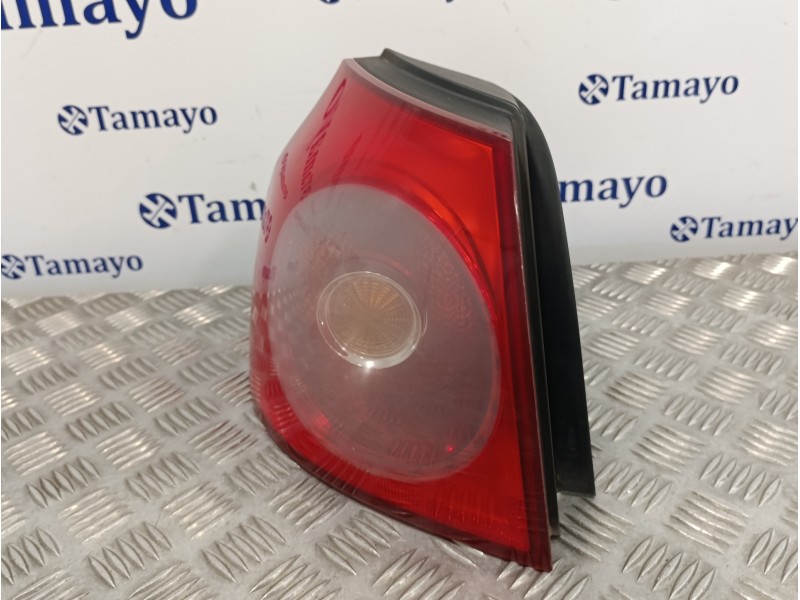 Recambio de piloto trasero izquierdo para volkswagen golf v berlina (1k1) 1.9 tdi referencia OEM IAM 1K6945095G  89032902