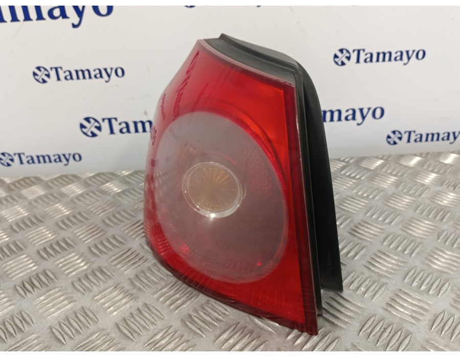 Recambio de piloto trasero izquierdo para volkswagen golf v berlina (1k1) 1.9 tdi referencia OEM IAM 1K6945095G  89032902