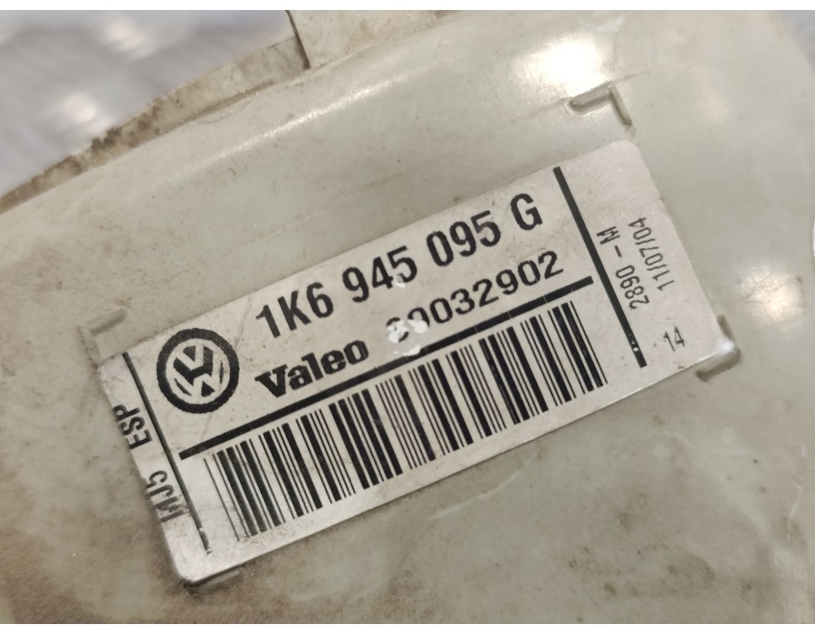 Recambio de piloto trasero izquierdo para volkswagen golf v berlina (1k1) 1.9 tdi referencia OEM IAM 1K6945095G  89032902